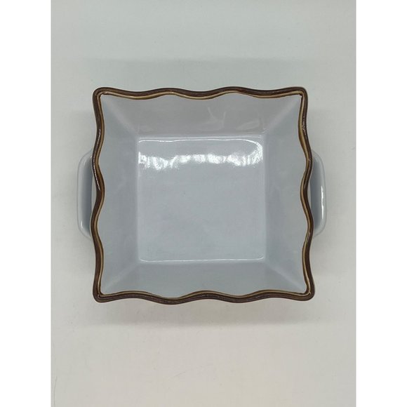 Kitchen Stuff Plus Square White Caserole s/Gold Trim Oven to Table Ware - Picture 2 of 6